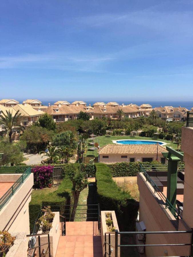 Bonito Apartamento En Alcaidesa Con Piscina Apartment Bagian luar foto